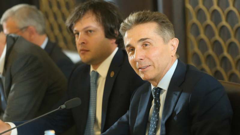 მმართველი გუნდი ივანიშვილის ფინანსების სადარაჯოზე: ახლოვდება სანქციები?