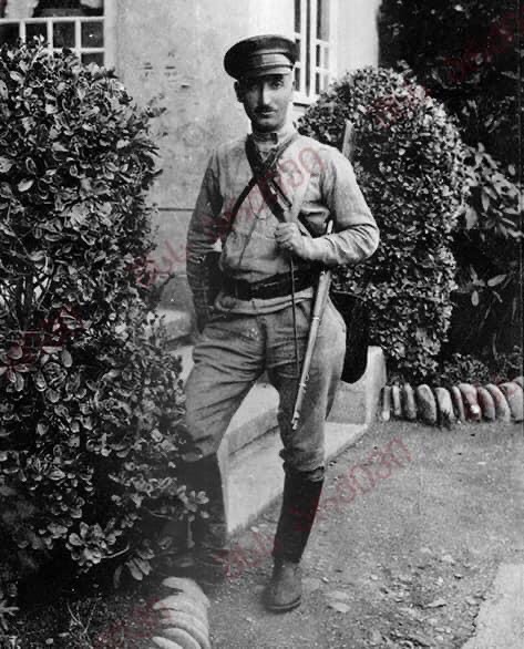 ზუსტად 96 წლის წინ, 1924 წლის 30 აგვისტოს, ბოლშევიკებმა ვალიკო ჯუღელი დახვრიტეს
