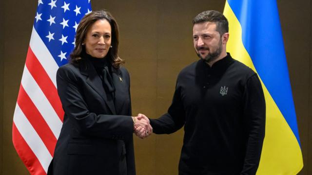 US vice-president announces more than $1.5bn in aid for Ukraine