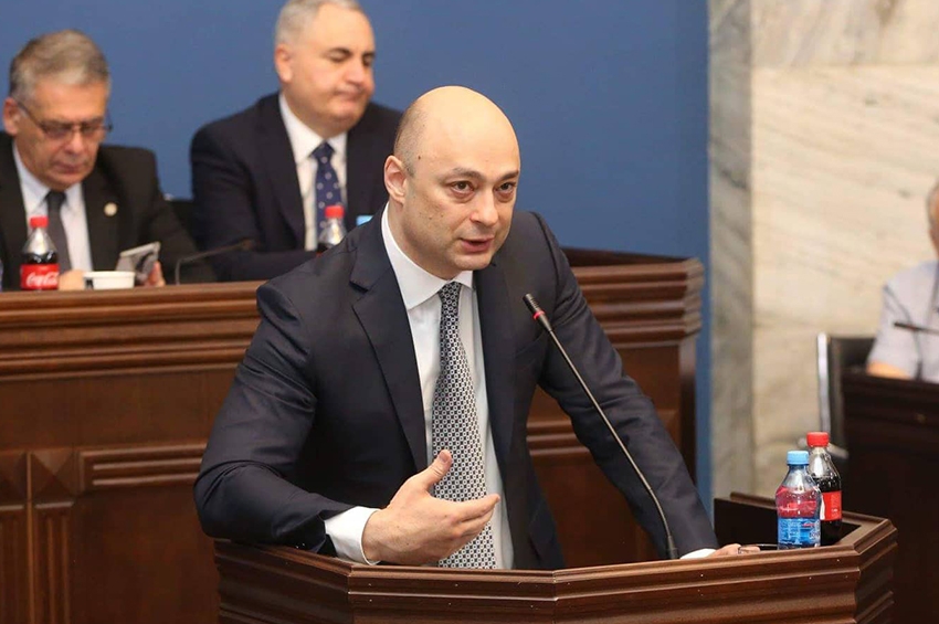 "ევროკავშირისა და აშშ–ის ელჩებთან აქტიური მუშაობა გვჭირდება"