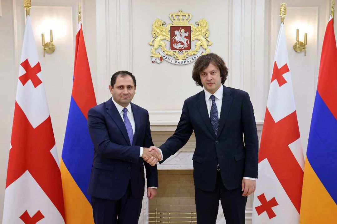 რაზე ისაუბრეს კობახიძემ და სომხეთის თავდაცვის მინისტრმა