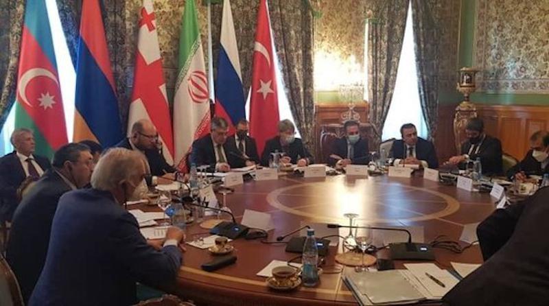 რუსეთი კვლავ აქცენტირებს საქართველოსთვის არასაჭირო ფორმატზე: ვის ინტერესშია "3+3" ომის ფონზე