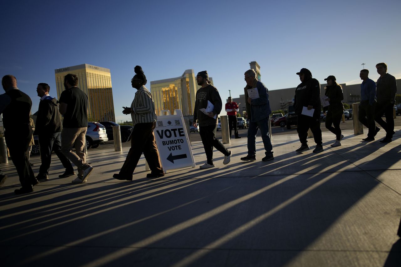 US officials still investigating source of bomb threats at polling locations