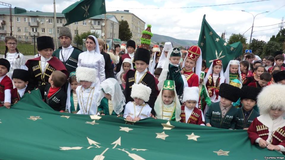 ჩერქეზების ახალი კამპანია ხელოვნურად გაყოფილი ხალხის გასაერთიანებლად