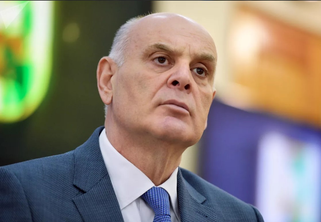 ბჟანია: "ზურაბიშვილი არაა დაინტერესებული, აფხაზური სახელმწიფო შედგეს"