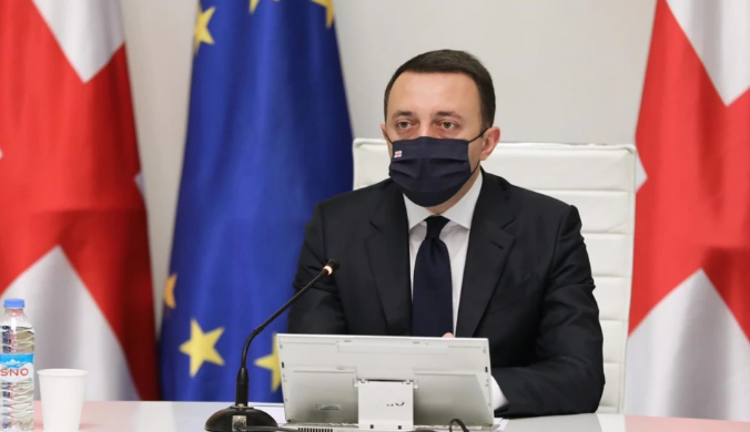 Премьер Грузии провел встречу с министром обороны Азербайджана