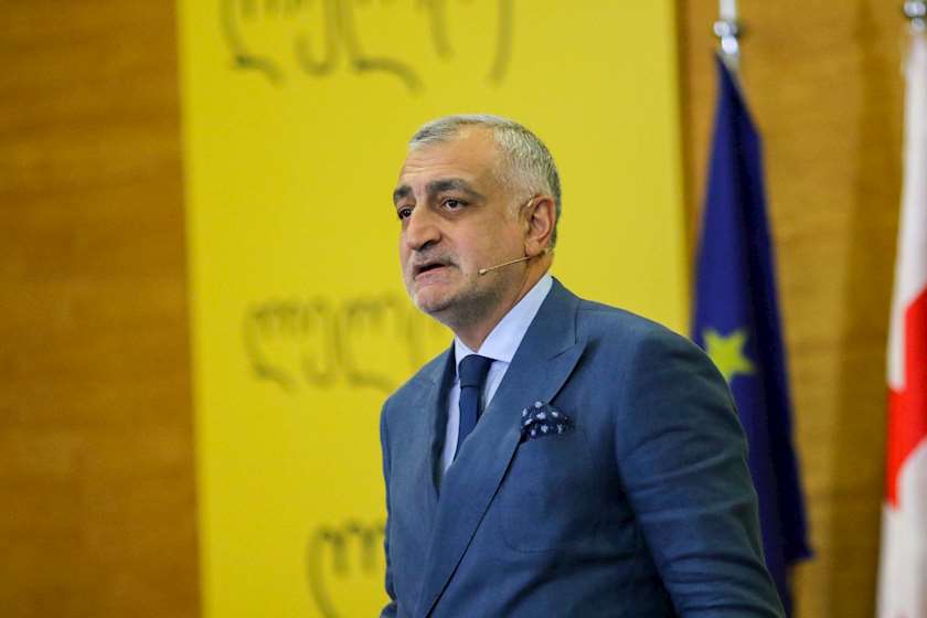 "ლელო" საპარლამენტო მანდატებზე უარს ამბობს და სიას ანულებს